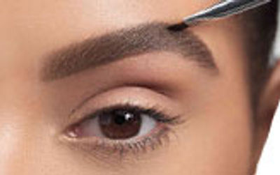 Brush Eyebrows